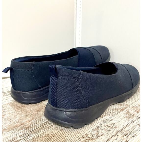 Lands’ End Comfort Slip On Shoes Navy - Picture 2 of 4